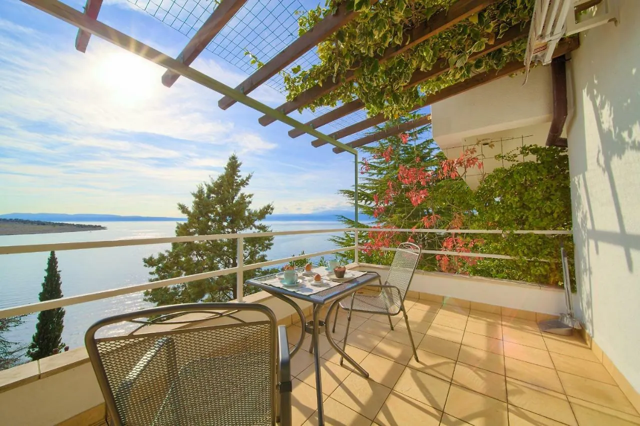 Apartments Six Kraljevica Croatia